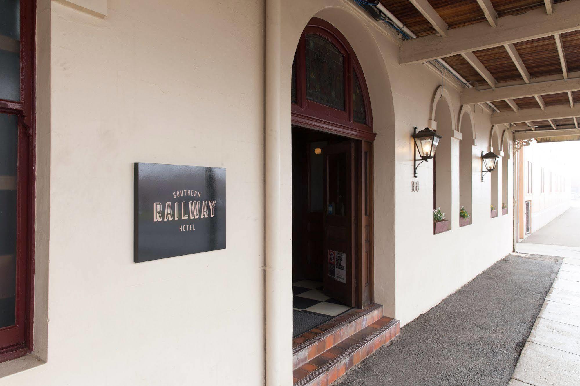 Southern Railway Hotel 골번 외부 사진